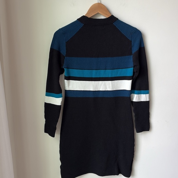 Krimson Klover Striped Sweater Dress in Black Blue Cream Zip Pocket Size Small - Picture 2 of 9